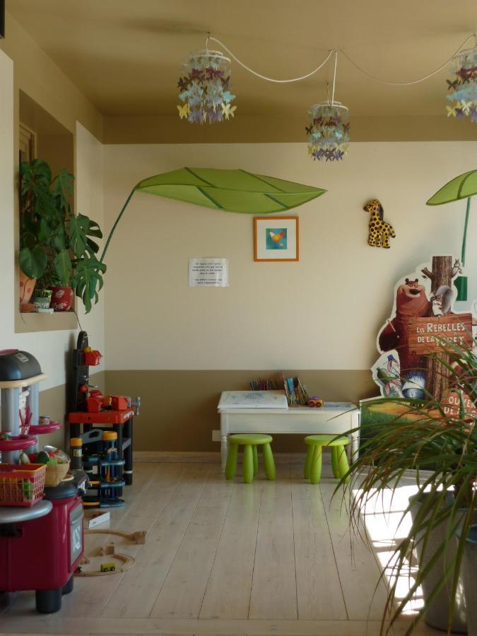 Hotel De La Petite Plage Saint-Georges-d'Oleron Eksteriør billede